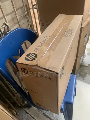 New Desktop Computer HP Pro 400 G9 8GB Intel Core i5 SSD 512GB