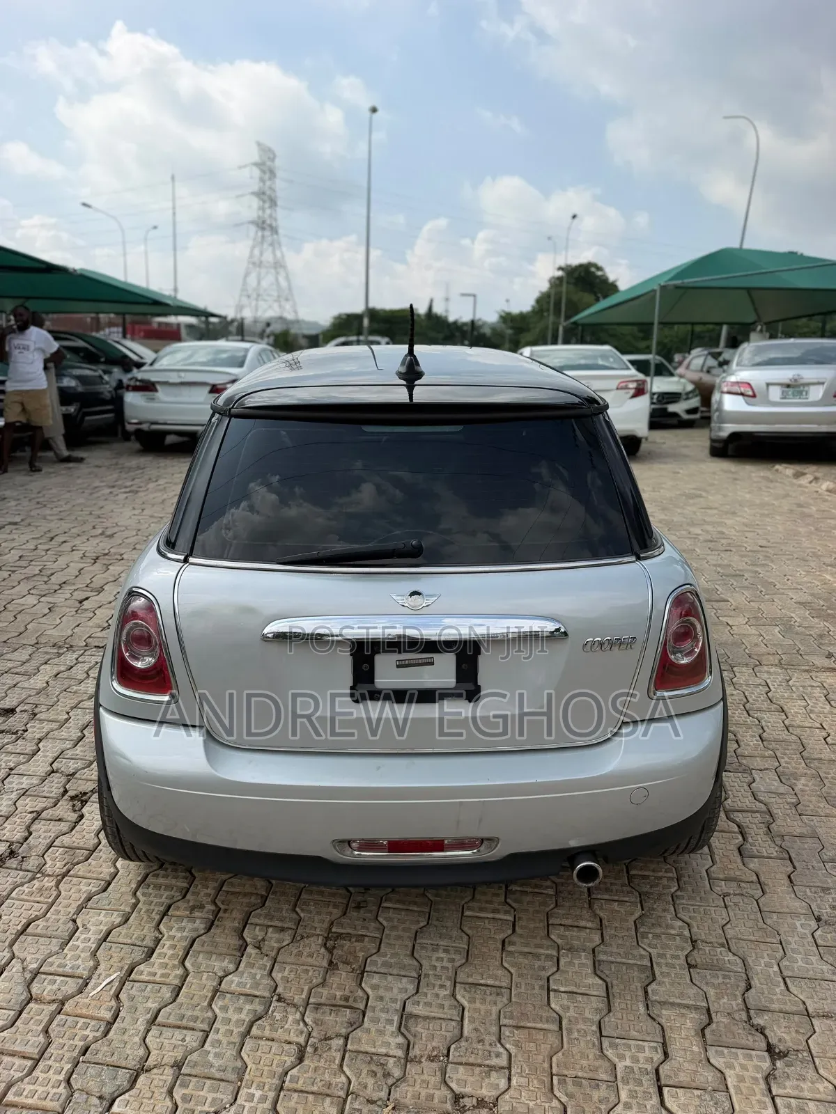Mini Cooper 2011 Silver