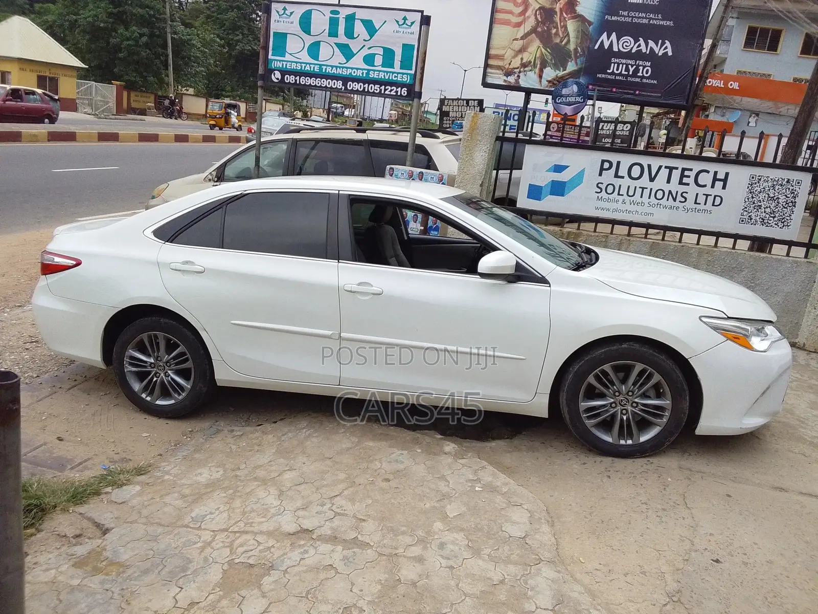 Toyota Camry 2015 White