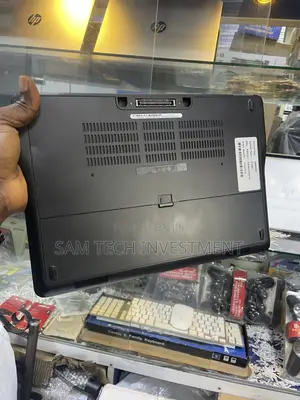 Laptop Dell Latitude 7450 8GB Intel Core i7 SSD 512GB