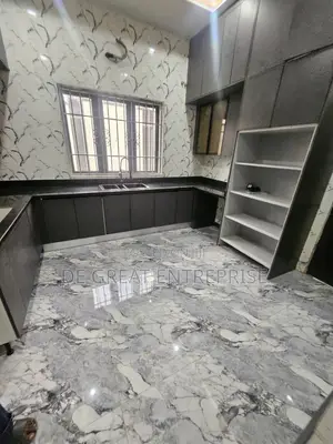 6bdrm Townhouse / Terrace in Private, Guzape District for rent