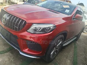 Mercedes-Benz GLE-Class 2017 Red