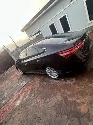 Toyota Avalon Limited 4dr Sedan (3.5L 6cyl 6A) 2014 Burgundy