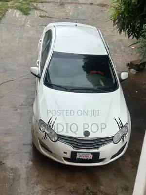 MG 550 2012 White