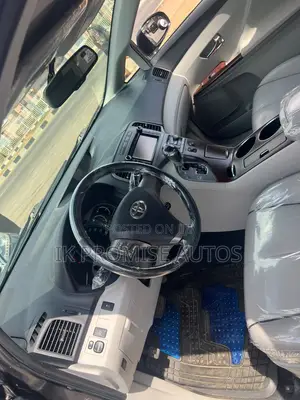 Toyota Venza 2010 Gray
