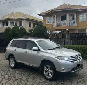 Toyota Highlander Limited 2012 Silver