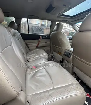 Toyota Highlander Limited 2012 Silver