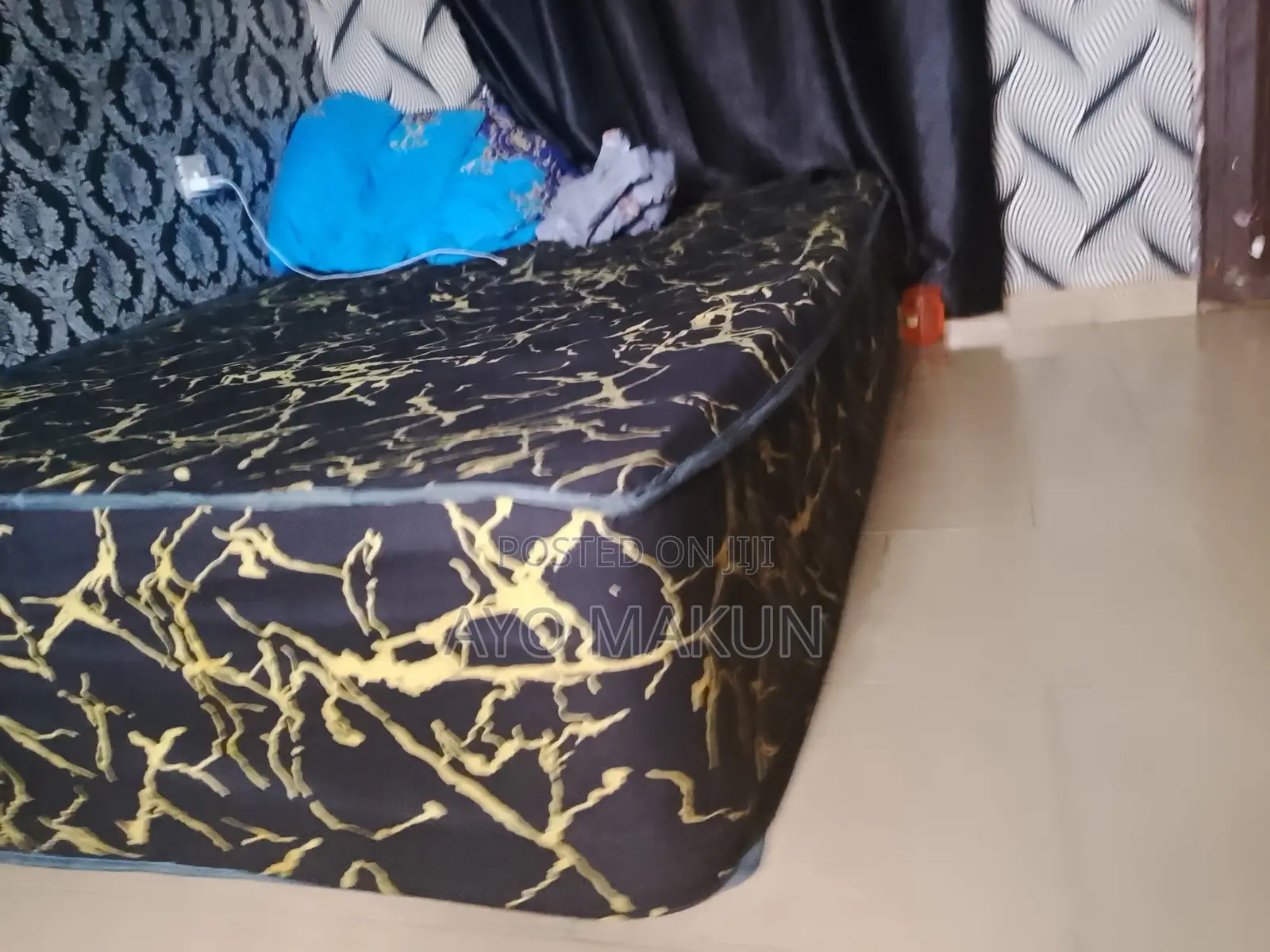 An Orthopedic Big Bed