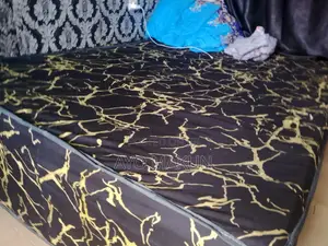 An Orthopedic Big Bed