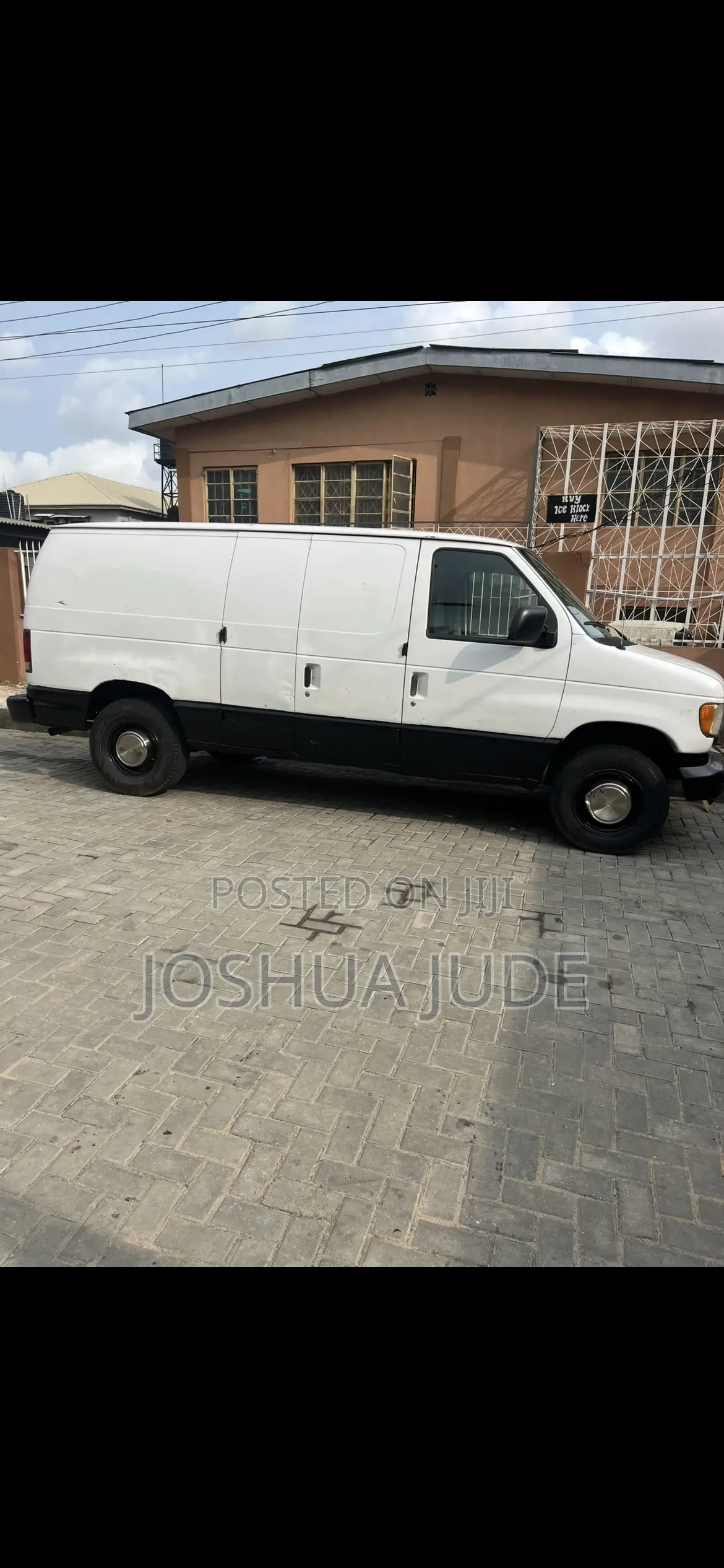 Ford E250 2002 White