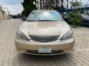 Toyota Camry 2003 Brown