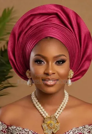 Luxury Bridal Pearl Costume Jewelry Set for Wedding and Traditional