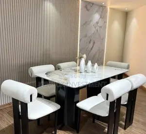 Imported High Quality 6 Seaters Marble Dining
