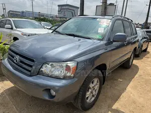 Toyota Highlander V6 2005 Blue
