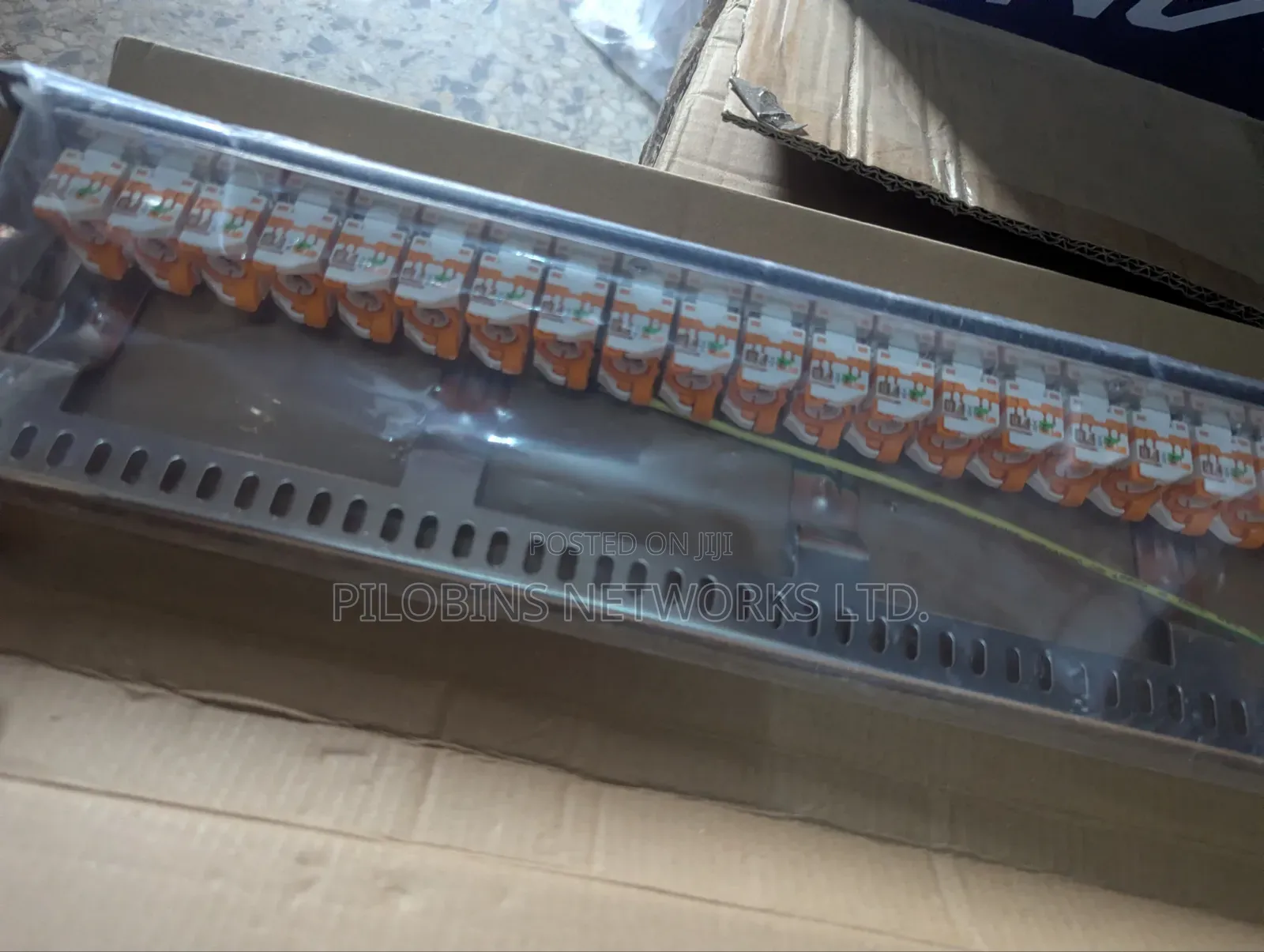 MILLENNALS 24ports Cat6A UTP Patch Panels
