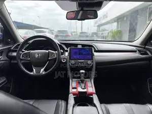 Honda Civic Touring Sedan 2019 Brown