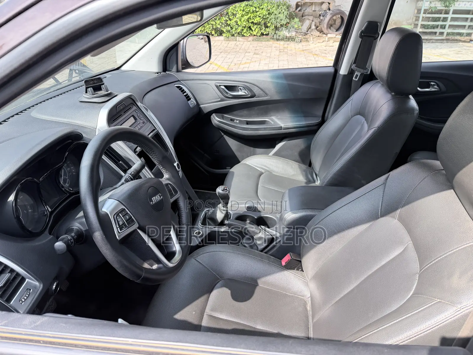JAC T6 2021 Beige