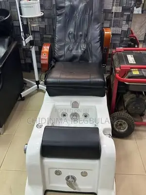 Fairly Used Pedicure Massage Chair