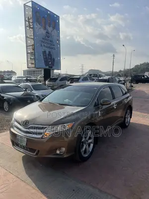 Toyota Venza 2009 Gold