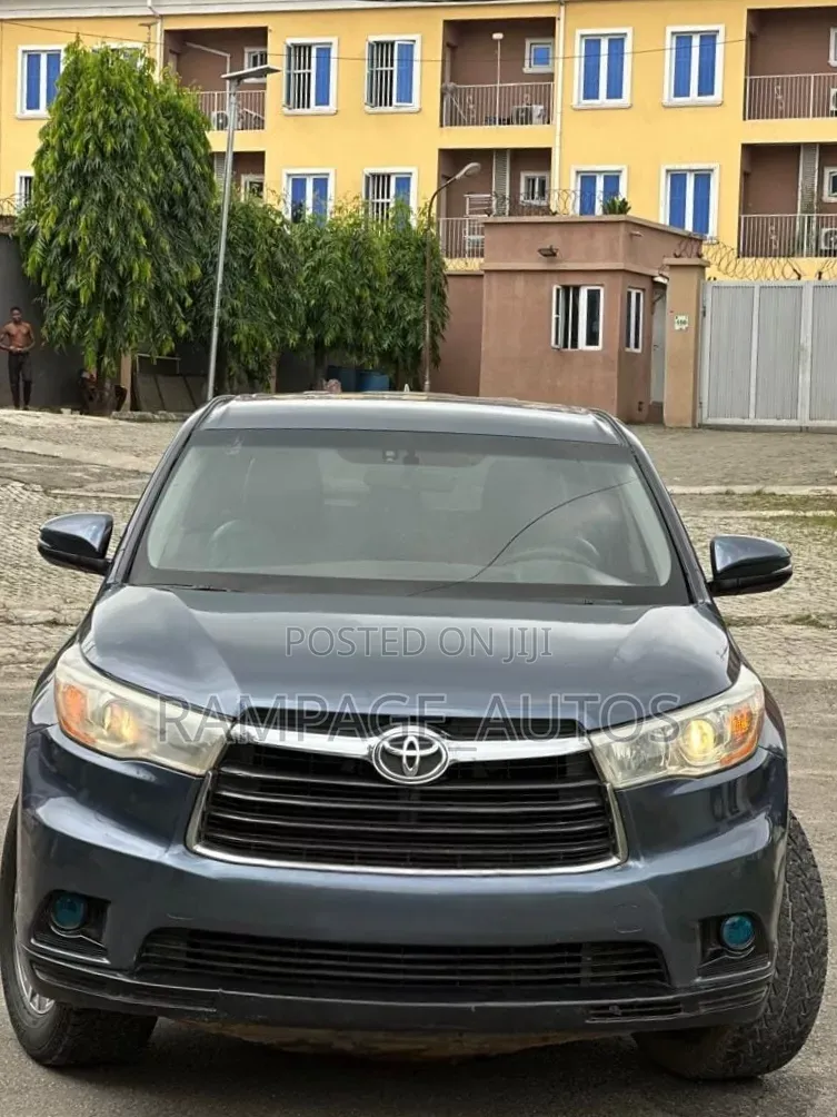 Toyota Highlander 2014 Blue