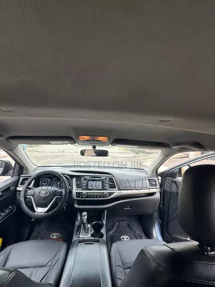 Toyota Highlander 2014 Blue