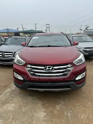 Hyundai Santa Fe 2014 Red