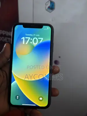 Apple iPhone 11 64 GB Black