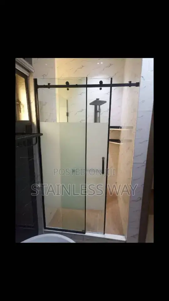 Alcove Shower Cubicle