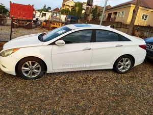 Hyundai Sonata 2011 White