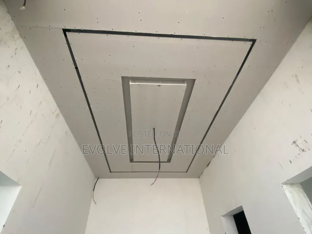 Pop Wall Screeding