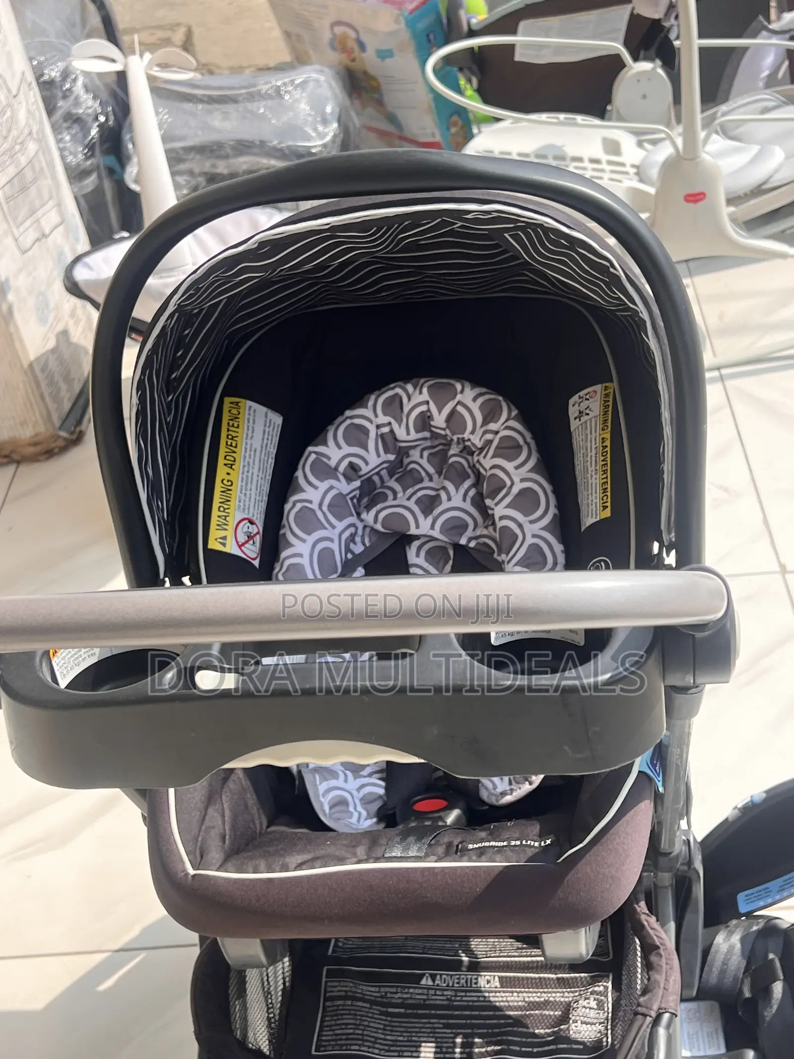 Graco 3in1 Carrier, Car Seat, Stroller Complete Travel System