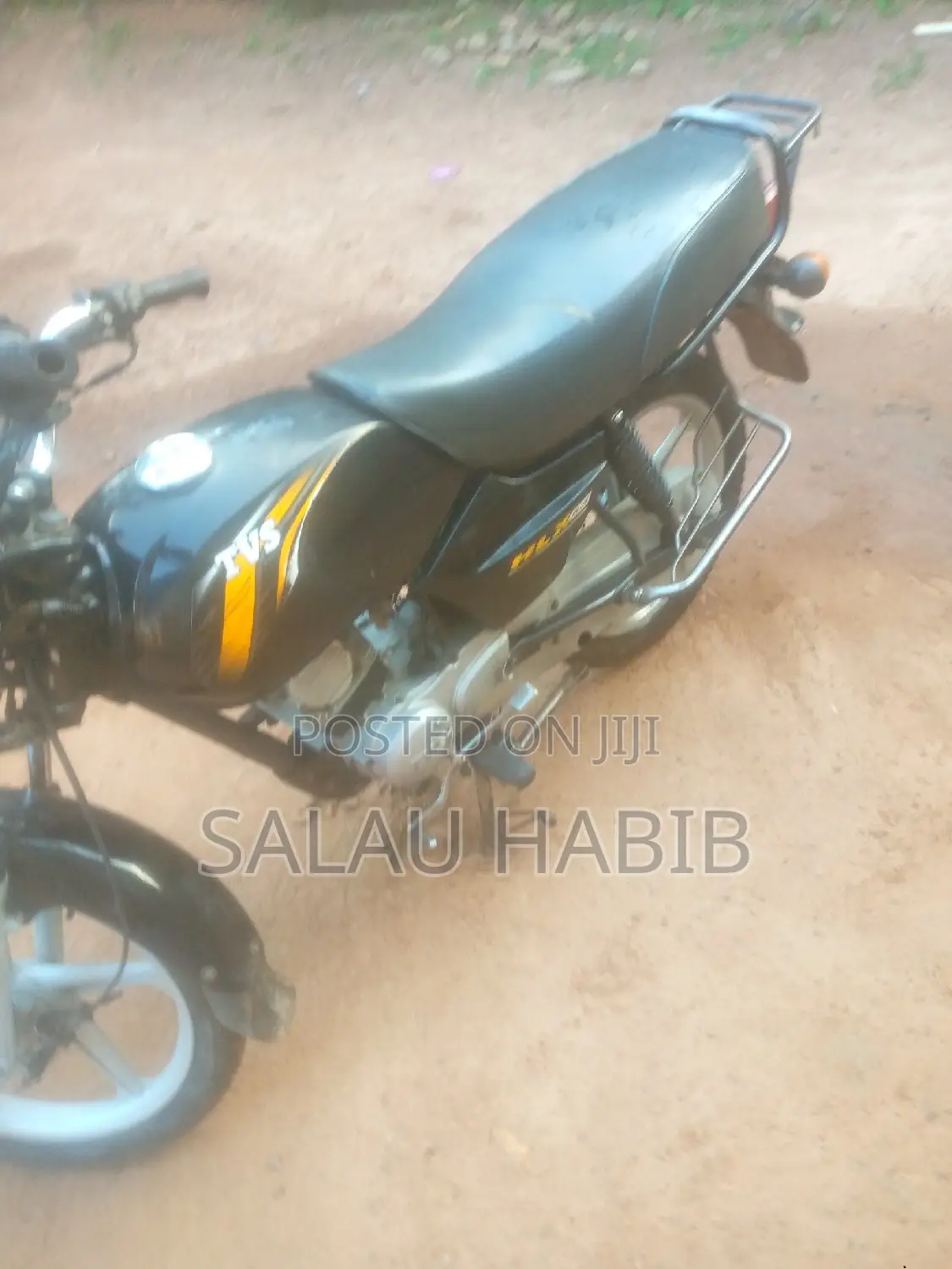 TVS HLX 125 2022 Red