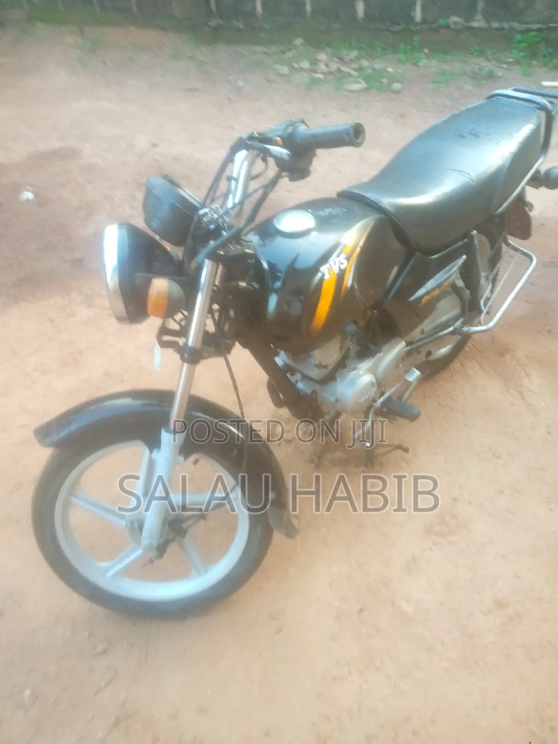 TVS HLX 125 2022 Red