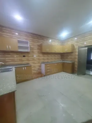 4bdrm Duplex in Kaura for rent