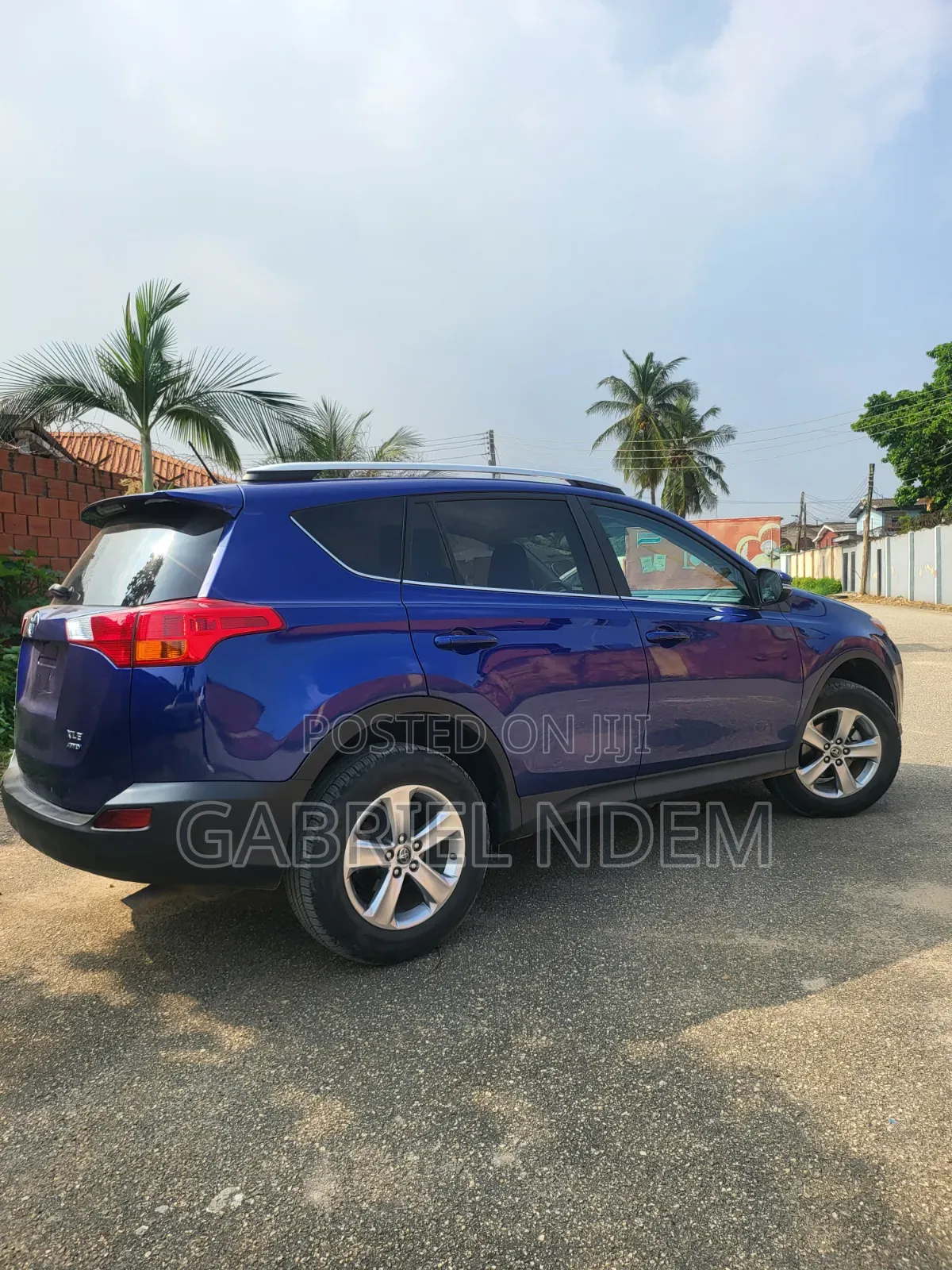 Toyota RAV4 2015 Blue