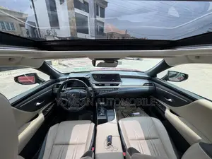 Lexus ES 350 Ultra Luxury FWD 2019 Burgundy
