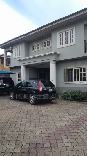 11bdrm Duplex in Ago Palace for sale