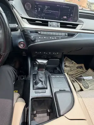 Lexus ES 350 Ultra Luxury FWD 2019 Burgundy