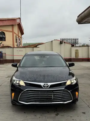 Toyota Avalon Limited Sedan FWD (3.5L 6cyl 6A) 2017 Black