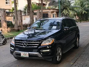 Mercedes-Benz M Class ML350 4MATIC 4dr SUV AWD (3.5L 6cyl 7A) 2014