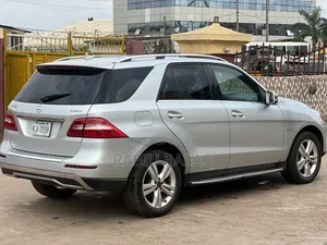 Mercedes-Benz M Class 2012 Silver