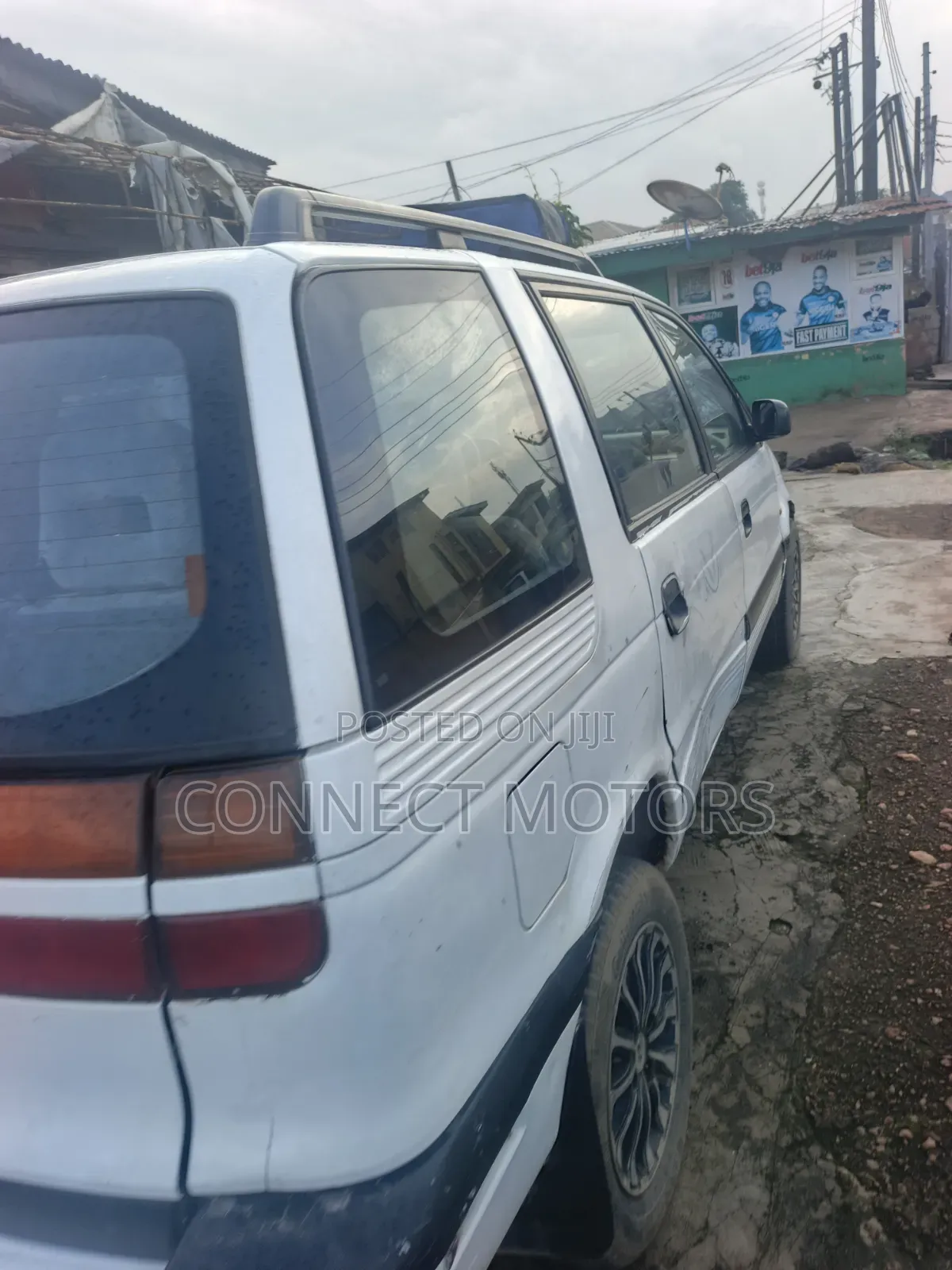 Mitsubishi SpaceWagon Automatic 1999 Maroon