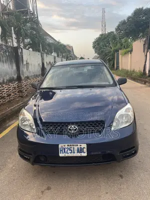 Toyota Matrix Hatchback AWD (1.8L 4cyl 4A) 2005 Blue