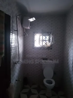 4bdrm Apartment in Benin City for rent