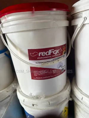 Bucket of Containing redFox Environmental Calcium Hypochlorite Tablets