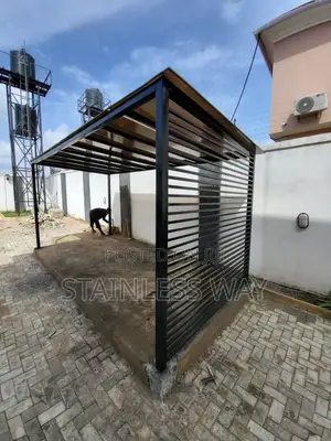 Sit Out With Pipe