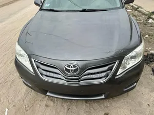 Toyota Camry 2011 Gray