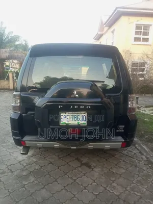 Mitsubishi Pajero 2018 Black