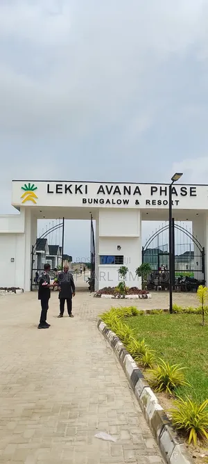 Furnished 4bdrm Bungalow in Lekki Avana Phase, Elerangbe for sale