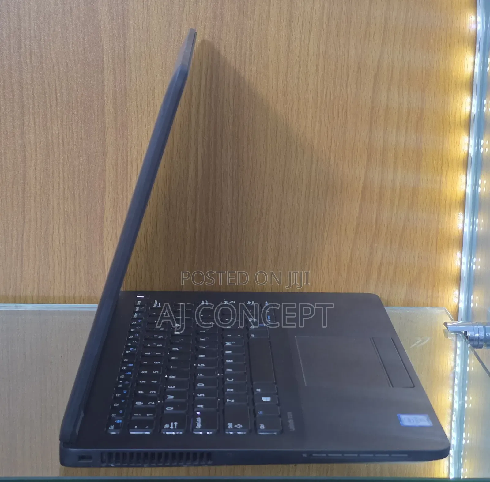 Laptop Dell Latitude E7270 8GB Intel Core i5 SSD 256GB